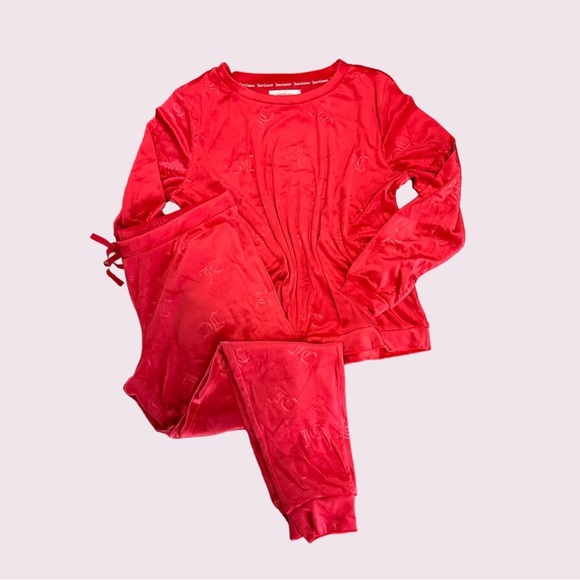 Juicy Couture Red Embossed Velvet Pajama Set - Picture 2 of 8